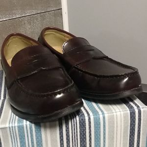 Dress shoes